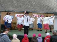 Uzsai lnyok s asszonyok