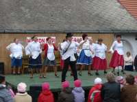 Uzsai lnyok s asszonyok